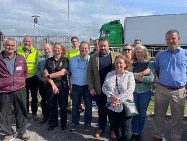 Chris Loder MP with participants of B3157 summit