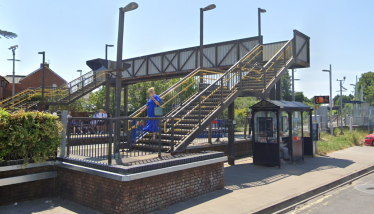 Dorchester South footbridge